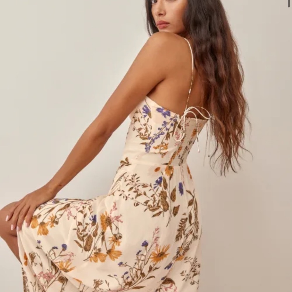 Petites like-new Reformation Kourtney dress